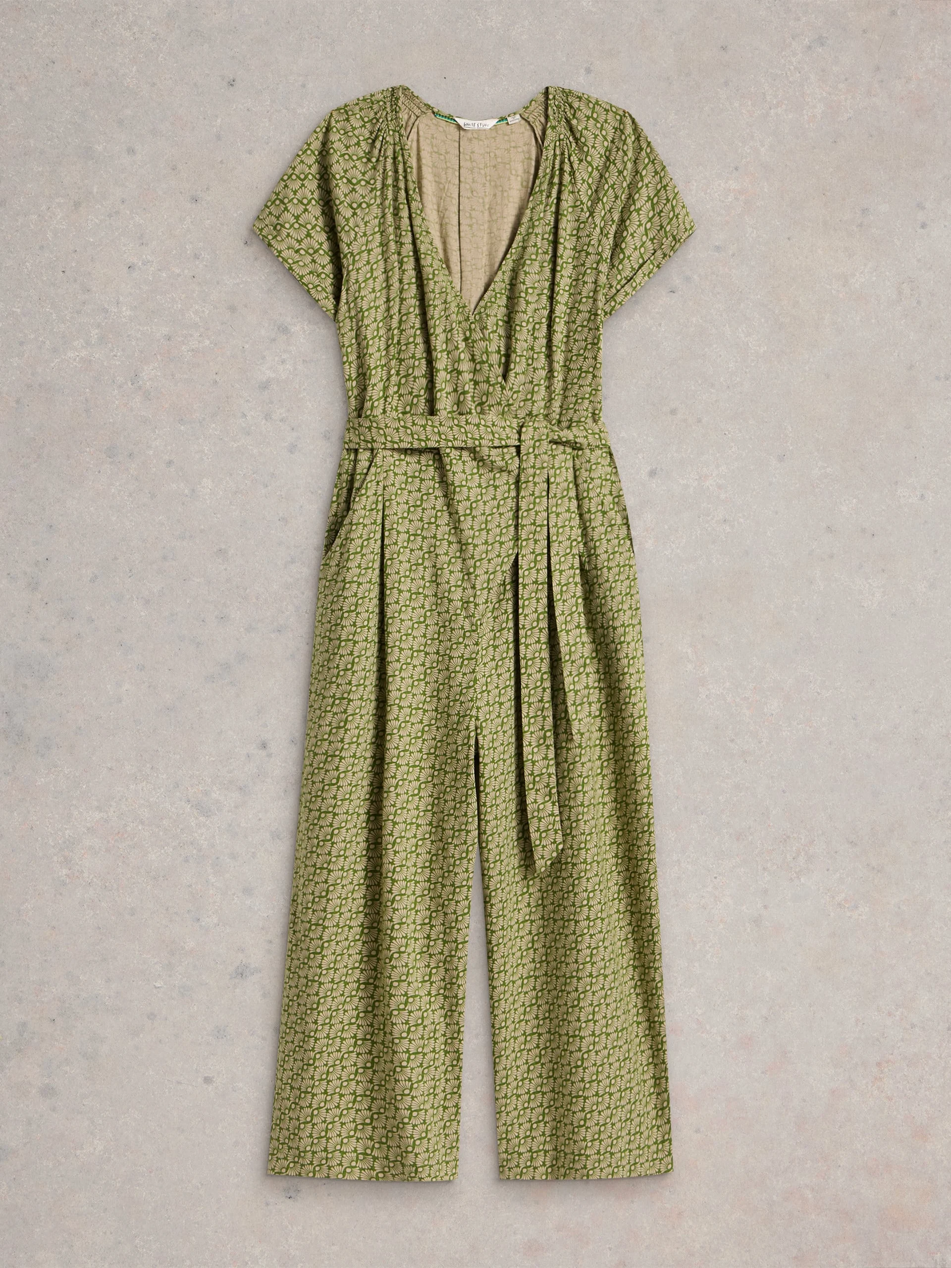 E-commerce, image 1 of 16